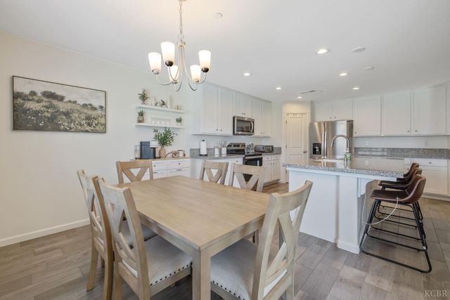 2146 W Escher Drive, Hanford, CA 93230