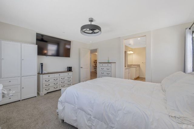 2146 W Escher Drive, Hanford, CA 93230