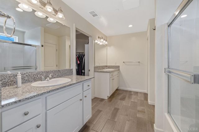 2146 W Escher Drive, Hanford, CA 93230