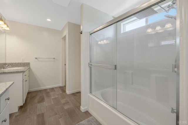 2146 W Escher Drive, Hanford, CA 93230