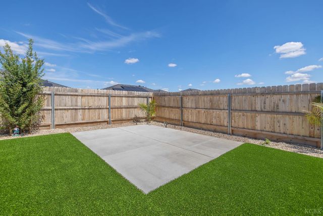 2146 W Escher Drive, Hanford, CA 93230