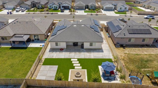 2146 W Escher Drive, Hanford, CA 93230