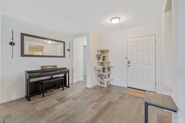 2146 W Escher Drive, Hanford, CA 93230