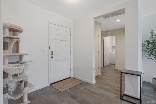 2146 W Escher Drive, Hanford, CA 93230