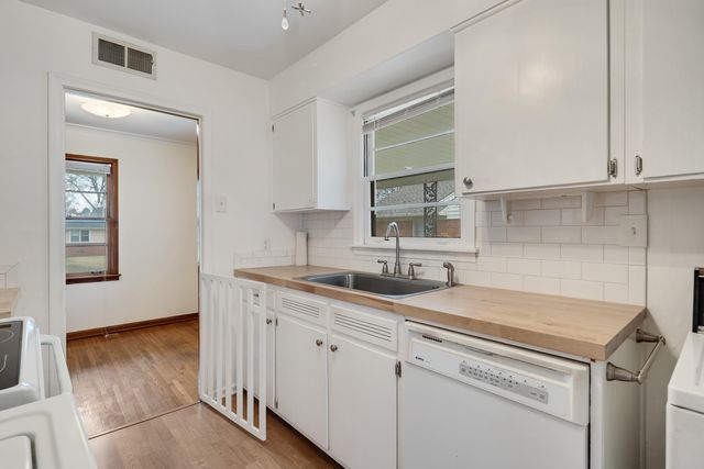 4928 FLAMINGO RD, Memphis, TN 38117