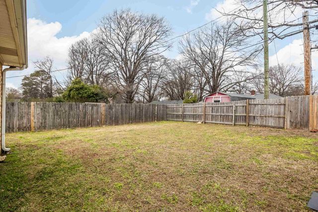 4928 FLAMINGO RD, Memphis, TN 38117