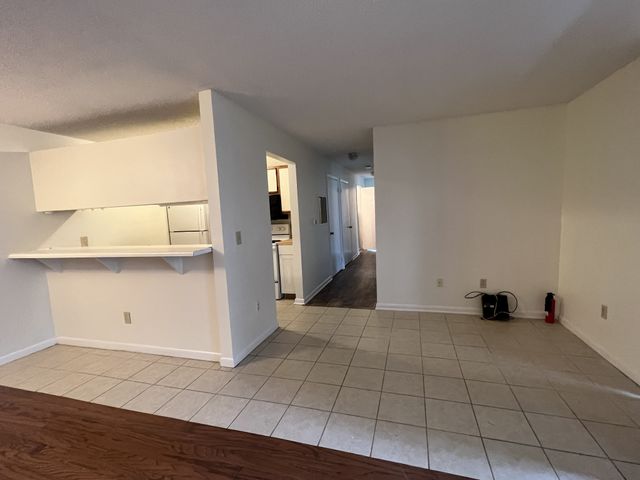 1245 Old Lascassas Rd Apt B, Murfreesboro, TN 37130