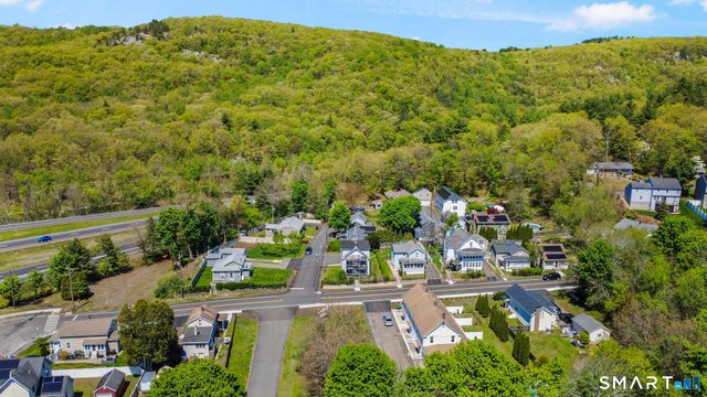 13 Church Street, Beacon Falls, CT 06403