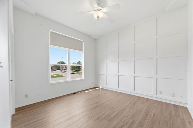 1418 E WoodBrook St, Derby, KS 67037