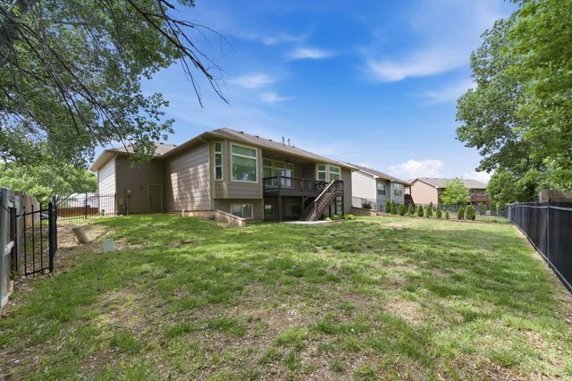 1418 E WoodBrook St, Derby, KS 67037