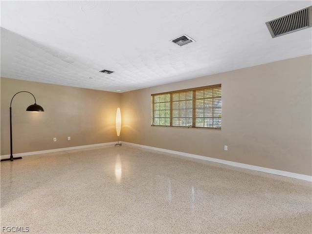 3517 Stuart CT, Fort Myers, FL 33901
