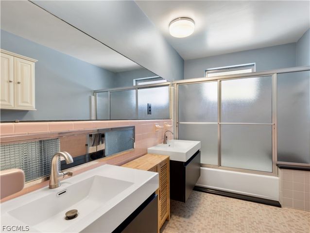 3517 Stuart CT, Fort Myers, FL 33901