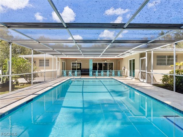 3517 Stuart CT, Fort Myers, FL 33901