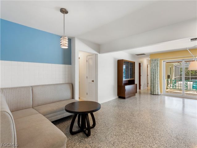 3517 Stuart CT, Fort Myers, FL 33901