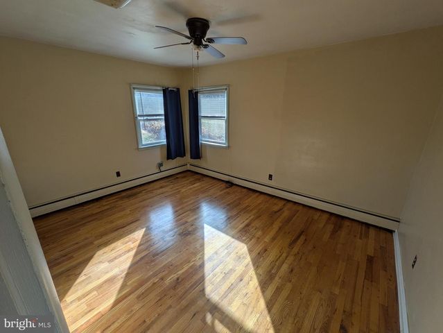 1250 VALLEY RD, Marysville, PA 17053