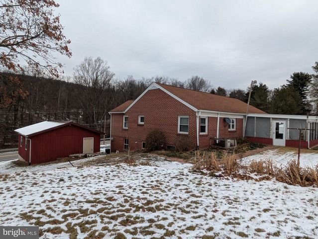 1250 VALLEY RD, Marysville, PA 17053