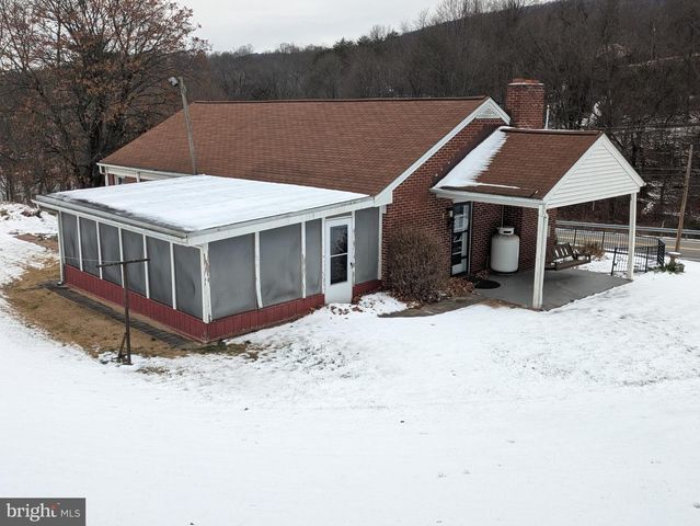 1250 VALLEY RD, Marysville, PA 17053