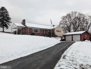 1250 VALLEY RD, Marysville, PA 17053