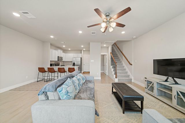 2218 Memory Oaks Drive, Tomball, TX 77375