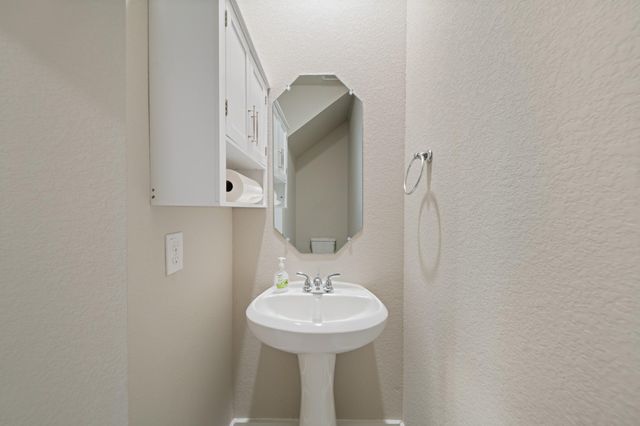 2218 Memory Oaks Drive, Tomball, TX 77375