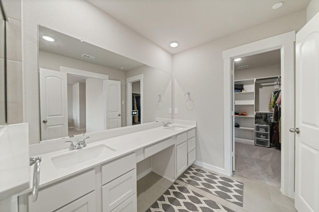 2218 Memory Oaks Drive, Tomball, TX 77375