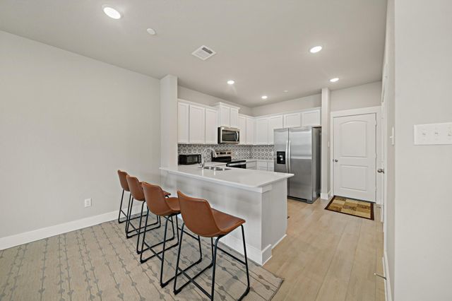 2218 Memory Oaks Drive, Tomball, TX 77375