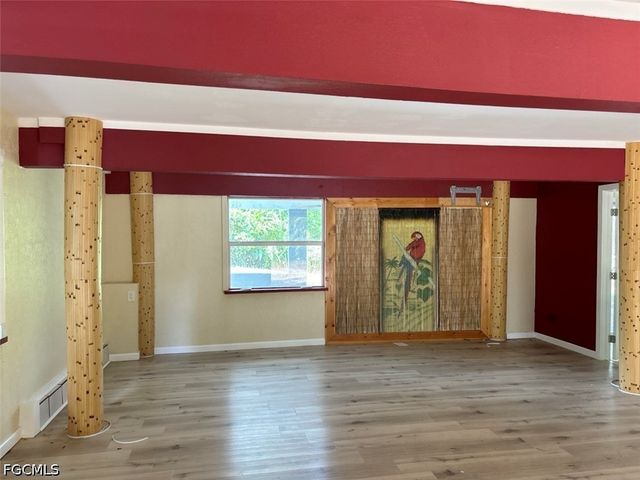 10925 Russell RD, Bokeelia, FL 33922