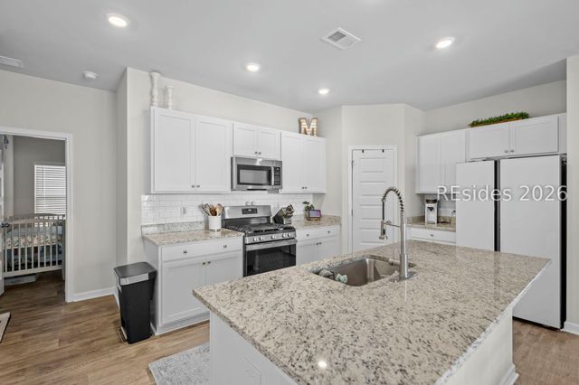 188 Red Dogwood Ln, Hardeeville, SC 29927