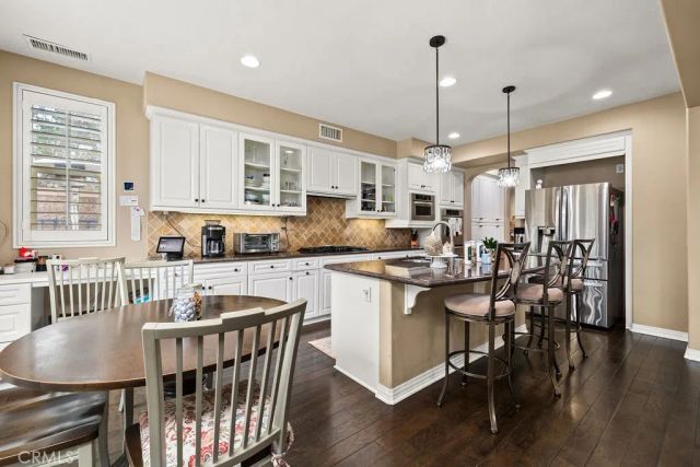 1470 Voyager, Tustin, CA 92782