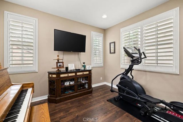 1470 Voyager, Tustin, CA 92782