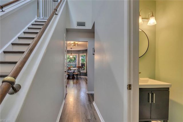 919 Belvoir CIR, Newport News, VA 23608