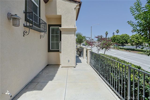 233 Camphor, Orange, CA 92868