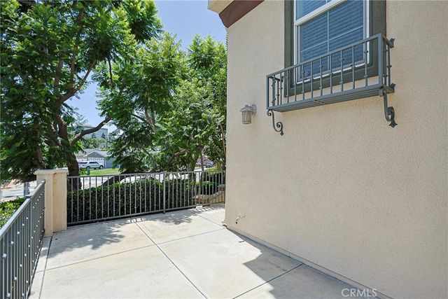 233 Camphor, Orange, CA 92868