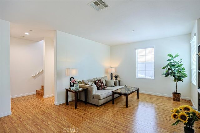 233 Camphor, Orange, CA 92868