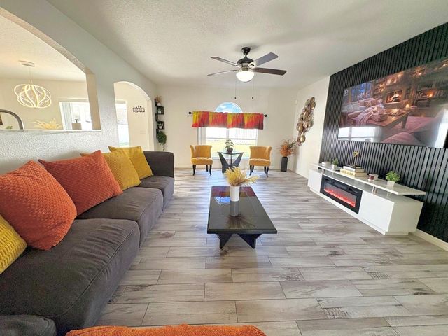 3142 WHISPERING TRAILS STREET, Winter Haven, FL 33884