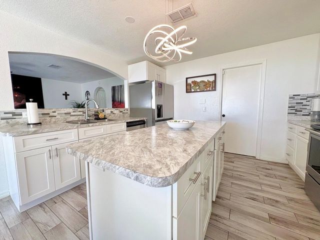 3142 WHISPERING TRAILS STREET, Winter Haven, FL 33884