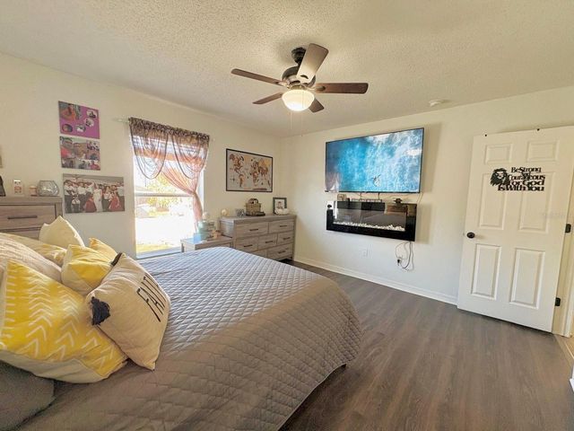 3142 WHISPERING TRAILS STREET, Winter Haven, FL 33884