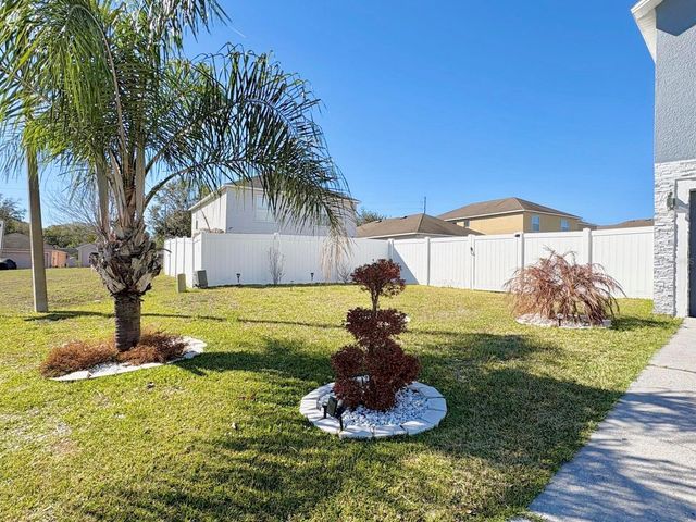 3142 WHISPERING TRAILS STREET, Winter Haven, FL 33884