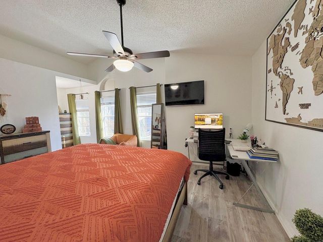 3142 WHISPERING TRAILS STREET, Winter Haven, FL 33884