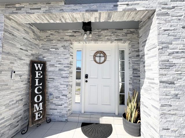 3142 WHISPERING TRAILS STREET, Winter Haven, FL 33884