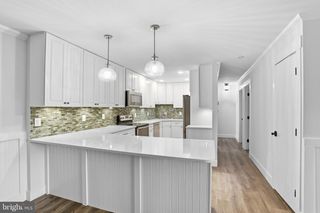 141 N FILLMORE AVE N #10, Sterling, VA 20164