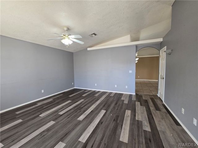 5119 S Amber Sands Drive, Fort Mohave, AZ 86426