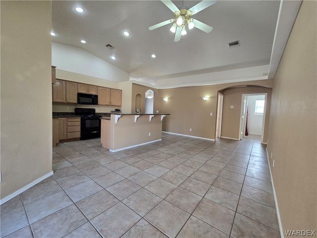 5119 S Amber Sands Drive, Fort Mohave, AZ 86426