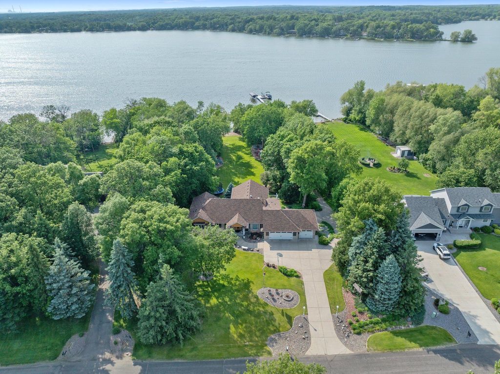 22946 185th Street NW, Orrock Twp, MN 55309