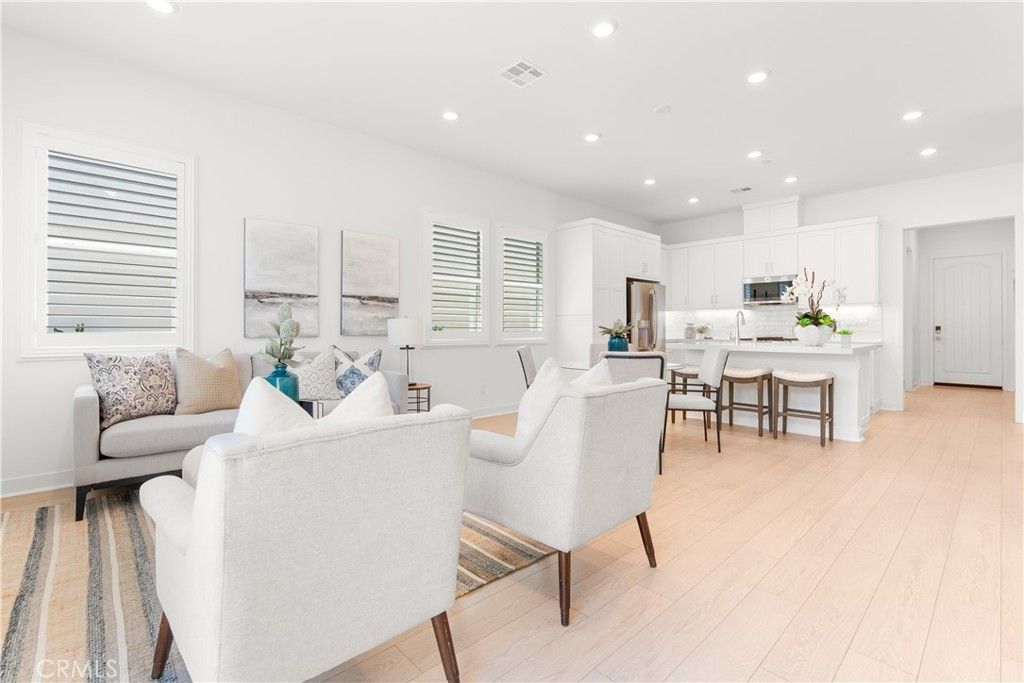 Image 10 of property listing at 806 Sunrise Road, Ladera Ranch, CA 92694