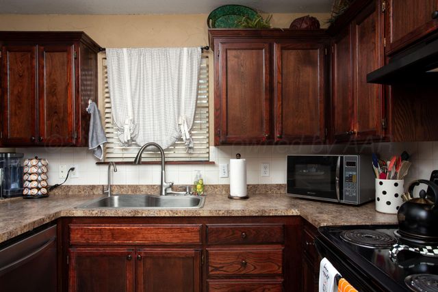 5607 FOXCROFT Drive, Amarillo, TX 79109