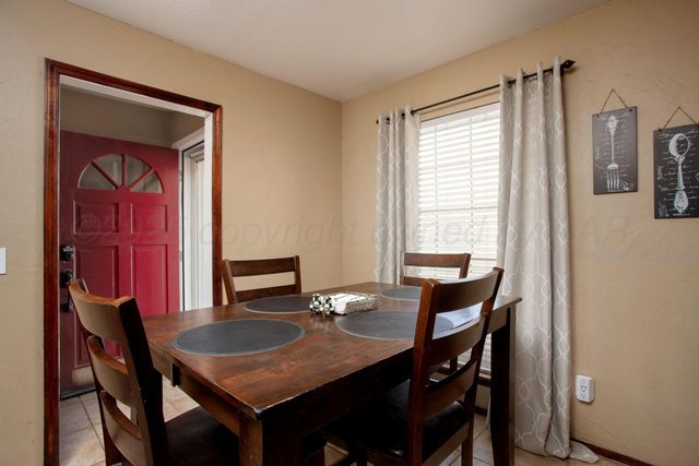 5607 FOXCROFT Drive, Amarillo, TX 79109