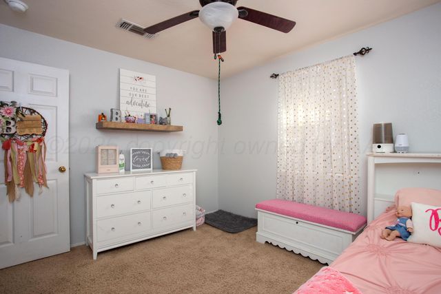 5607 FOXCROFT Drive, Amarillo, TX 79109