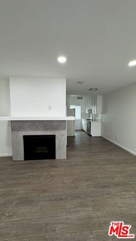 3729 Delmas Terrace, Los Angeles, CA 90034