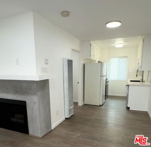 3729 Delmas Terrace, Los Angeles, CA 90034